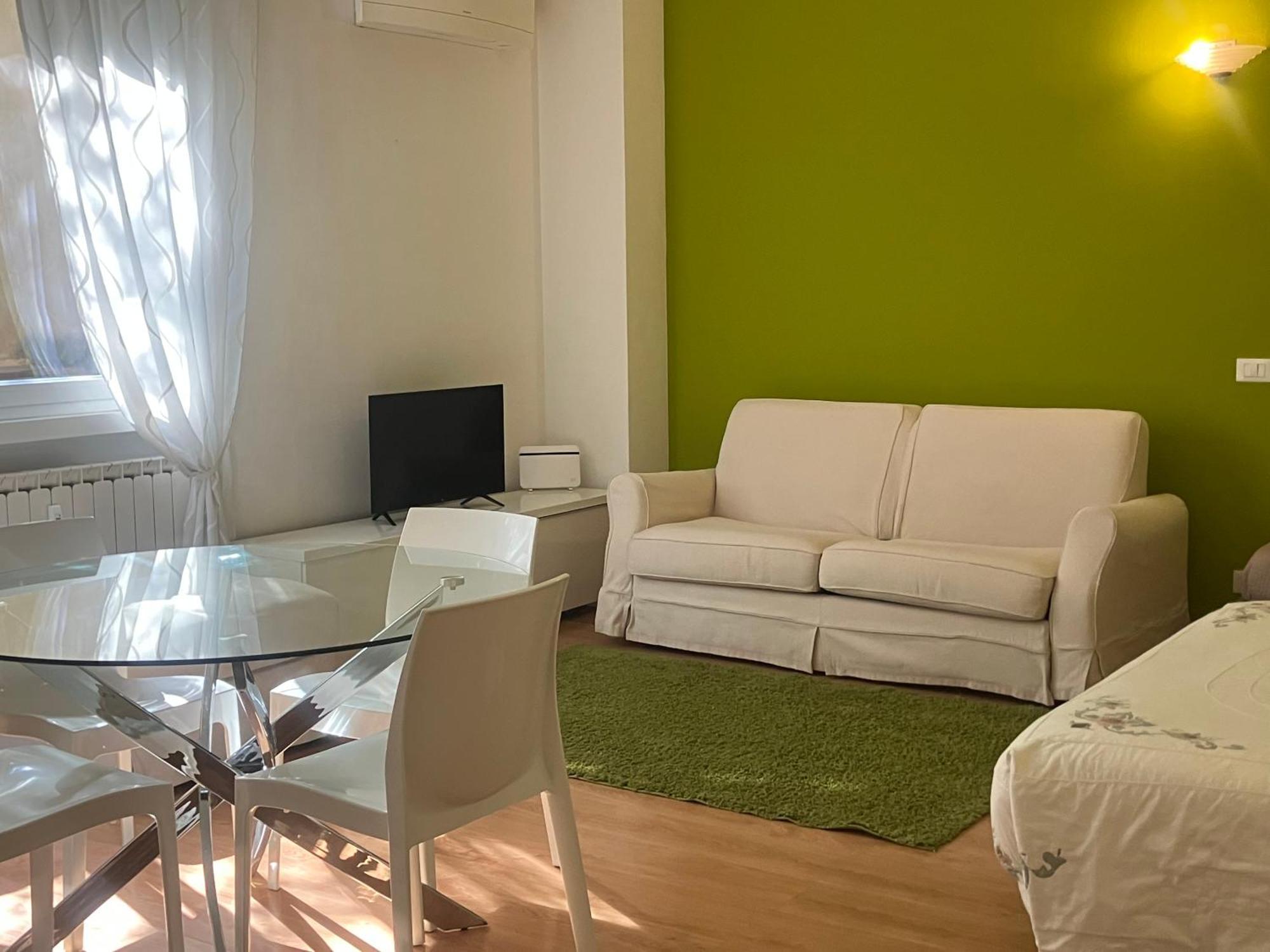 Centro Citta Train Station Apartment Bergamo Luaran gambar