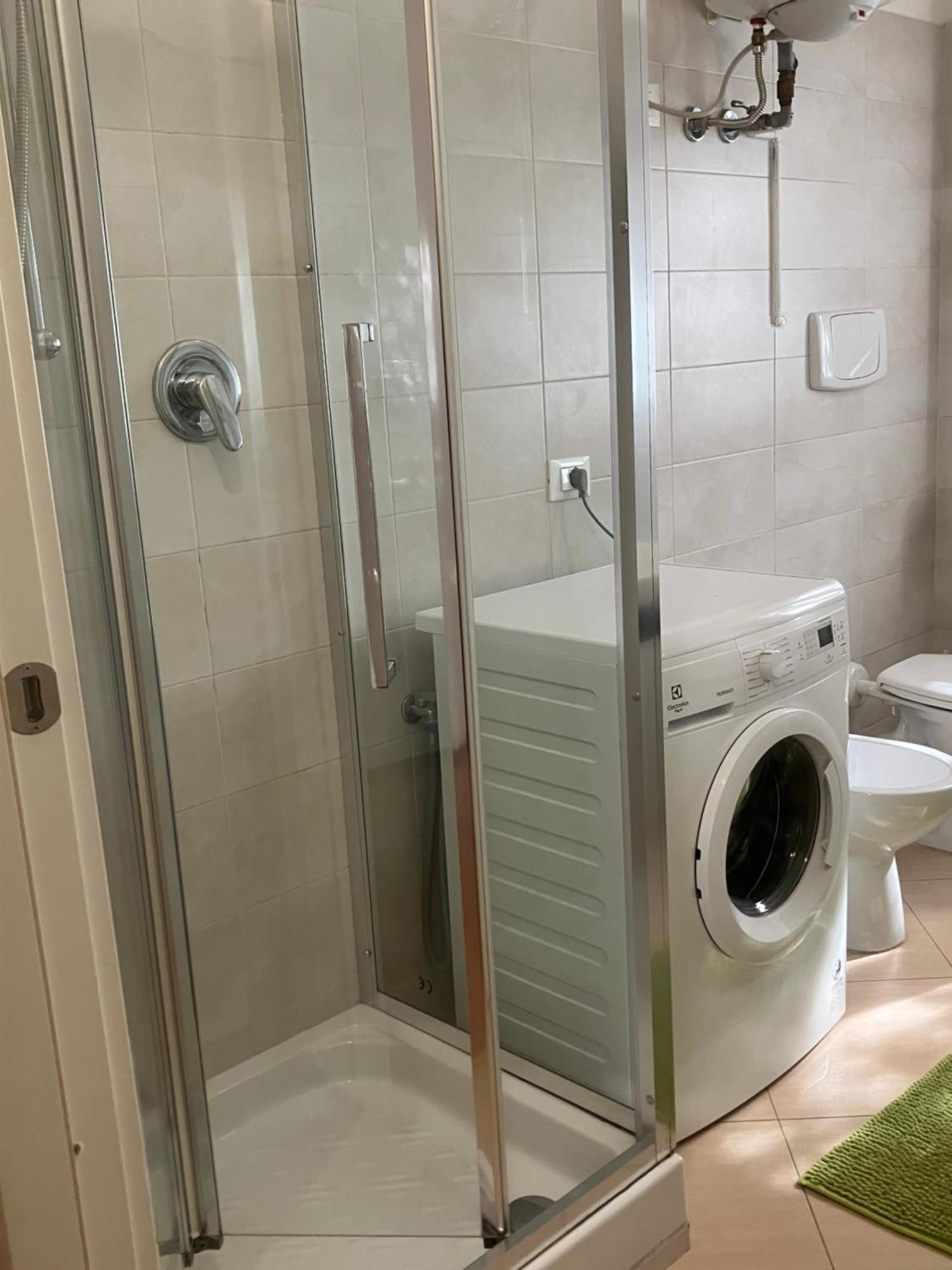 Centro Citta Train Station Apartment Bergamo Luaran gambar