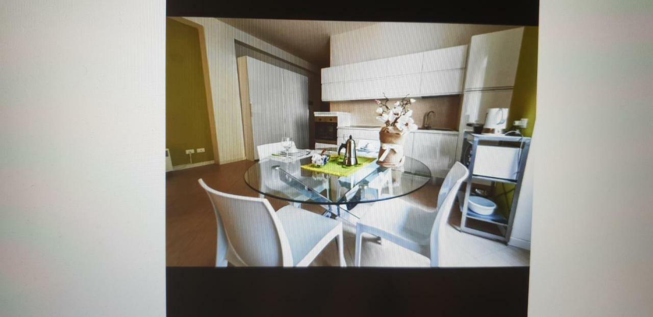 Centro Citta Train Station Apartment Bergamo Luaran gambar